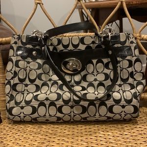 Coach signature tote